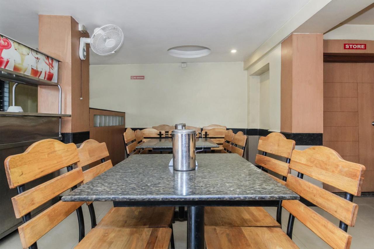 Oyo 30537 Hotel Megharaj Bijāpur Dış mekan fotoğraf