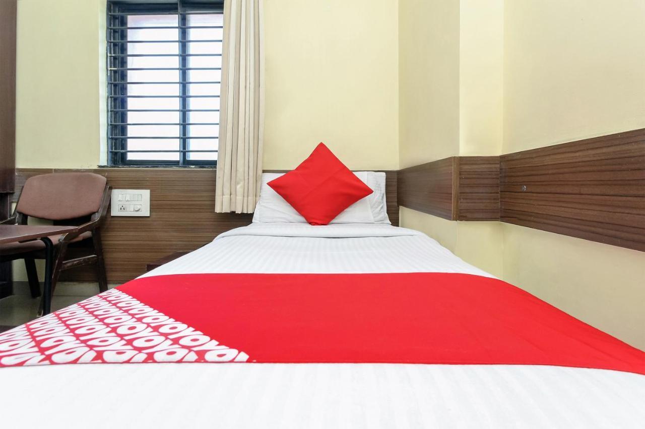 Oyo 30537 Hotel Megharaj Bijāpur Dış mekan fotoğraf