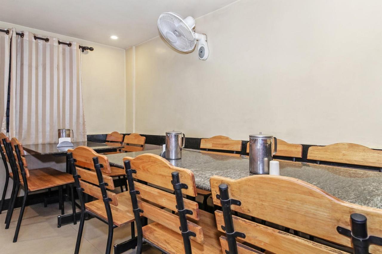 Oyo 30537 Hotel Megharaj Bijāpur Dış mekan fotoğraf